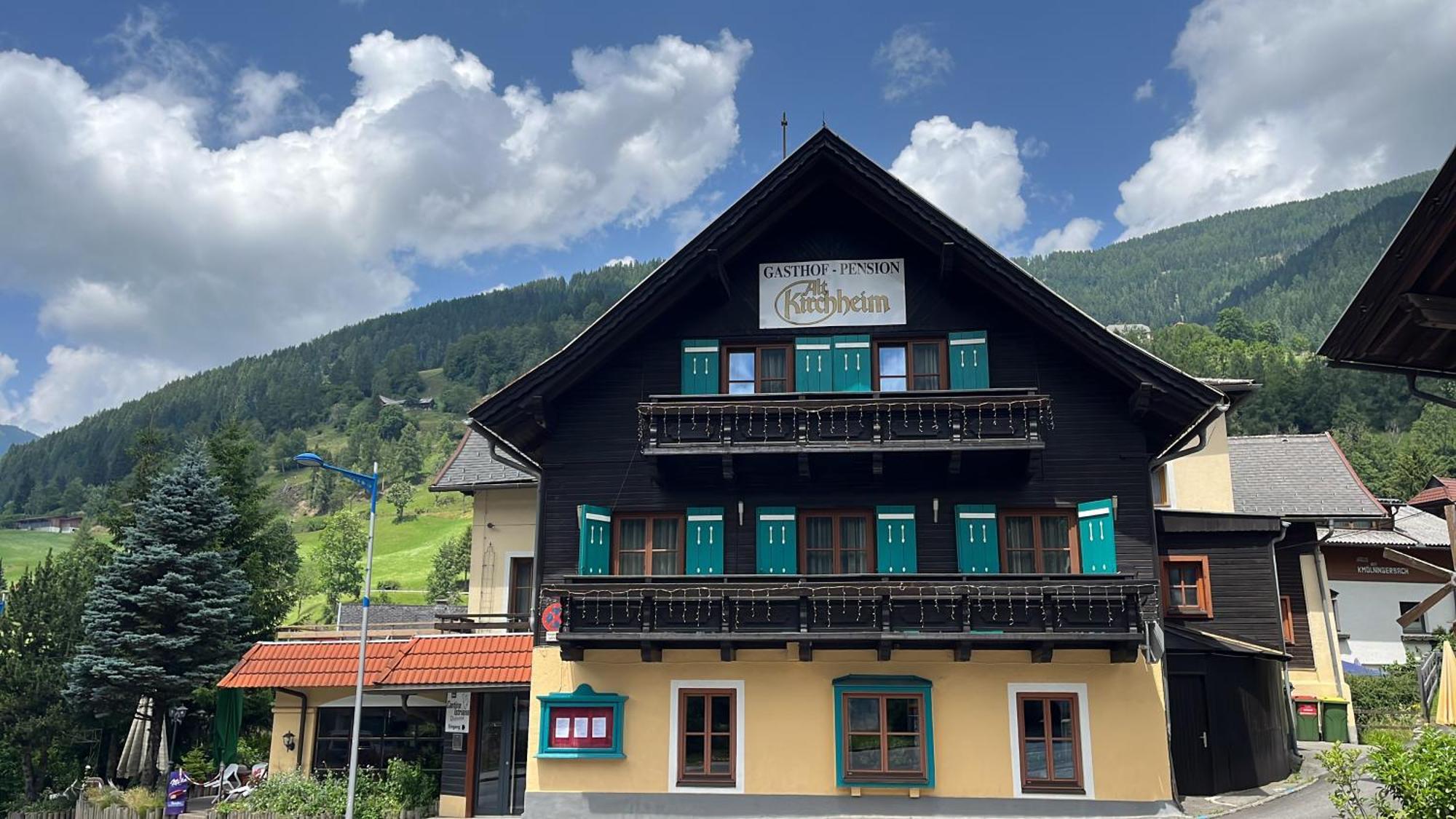 Gasthof-Pension Alt Kirchheim Бад Клайнкирххайм Екстериор снимка